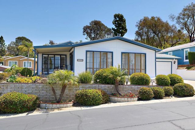 2295 Lindsay Drive, Carlsbad, CA 92008