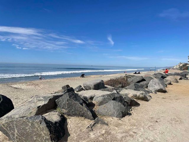 2295 Lindsay Drive, Carlsbad, CA 92008