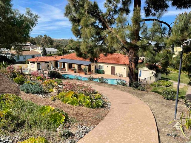 2295 Lindsay Drive, Carlsbad, CA 92008