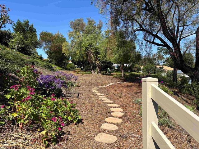 2295 Lindsay Drive, Carlsbad, CA 92008