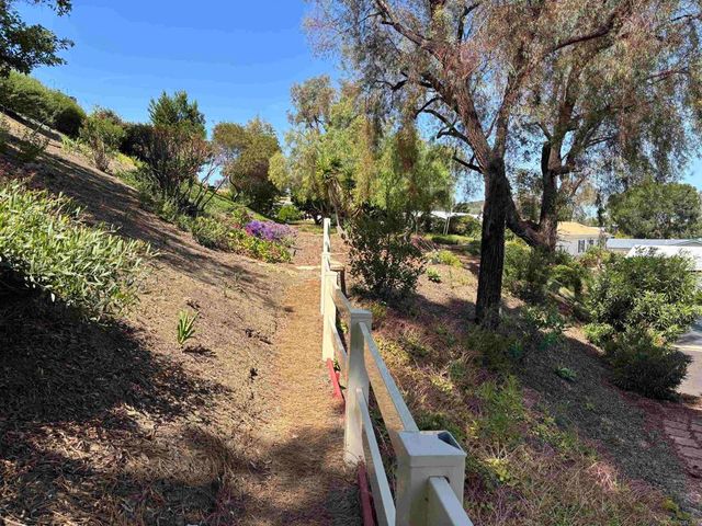 2295 Lindsay Drive, Carlsbad, CA 92008