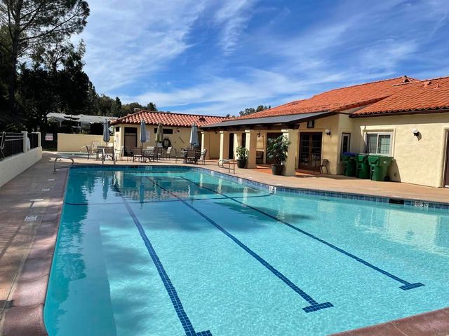 2295 Lindsay Drive, Carlsbad, CA 92008