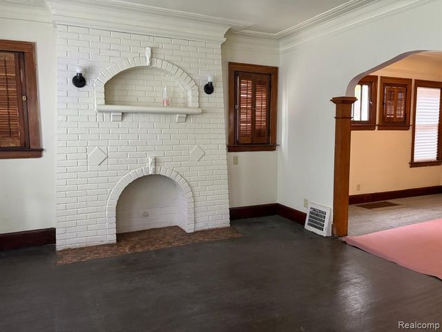 15954 NW Hackett Street, Detroit, MI 48227