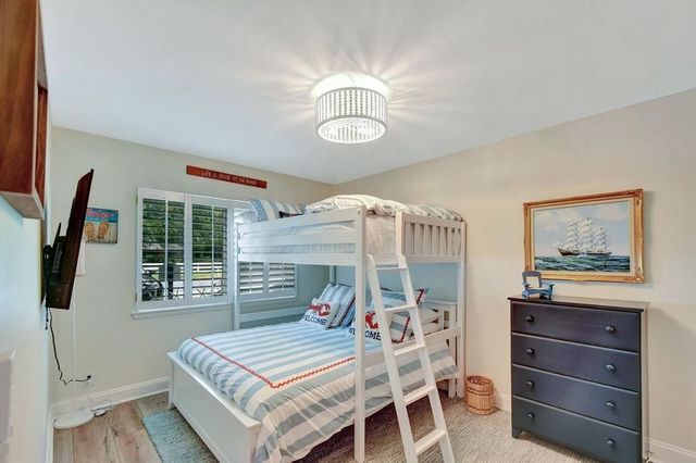 1517 Wood Ave, St Simons Island, GA 31522