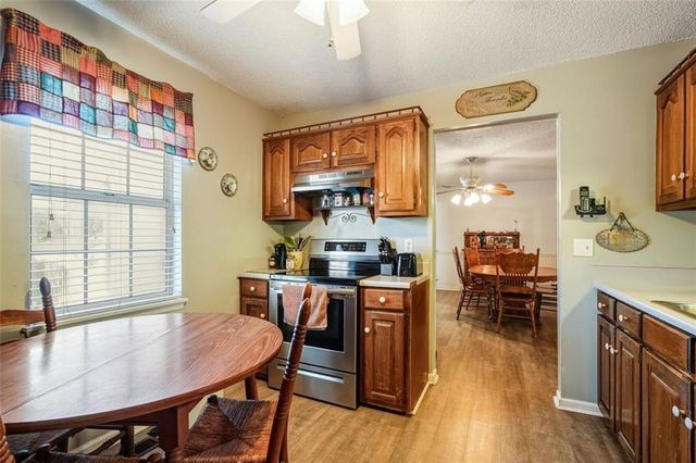 76 Baker SE Road, Cartersville, GA 30121