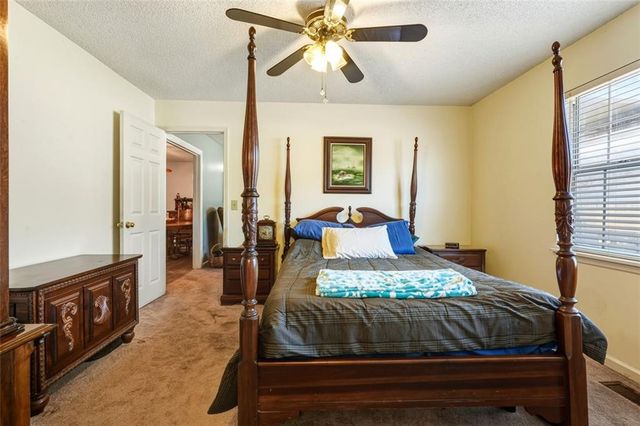 76 Baker SE Road, Cartersville, GA 30121