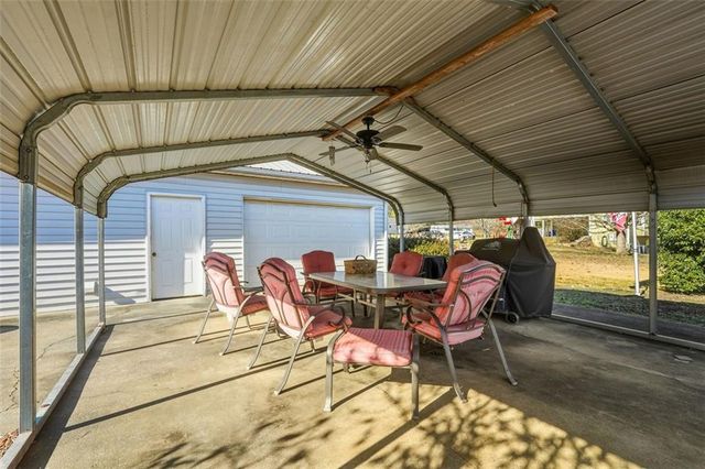 76 Baker SE Road, Cartersville, GA 30121