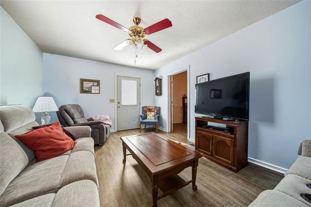 76 Baker SE Road, Cartersville, GA 30121