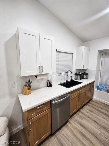 2735 Poppyseed Way, Las Vegas, NV 89142