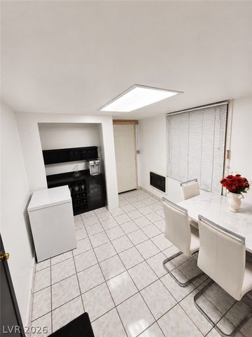 2735 Poppyseed Way, Las Vegas, NV 89142