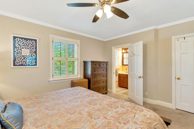 1407 Peter Pan Road, Lookout Mountain, GA 30750