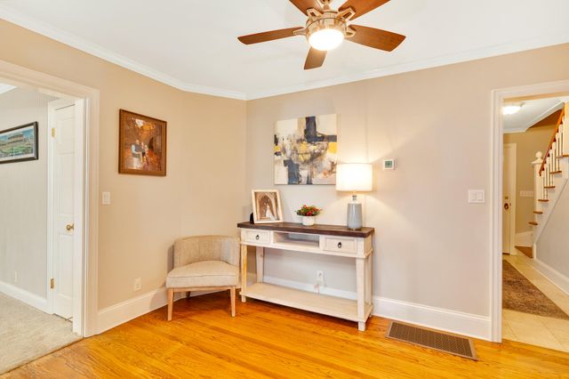 1407 Peter Pan Road, Lookout Mountain, GA 30750