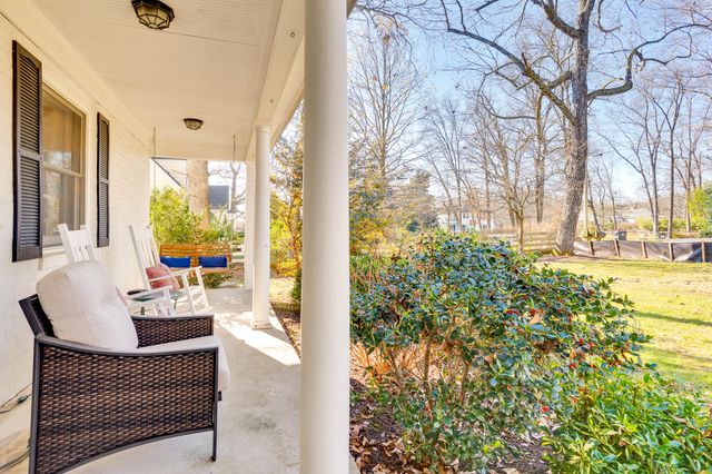 1407 Peter Pan Road, Lookout Mountain, GA 30750