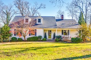 1407 Peter Pan Road, Lookout Mountain, GA 30750