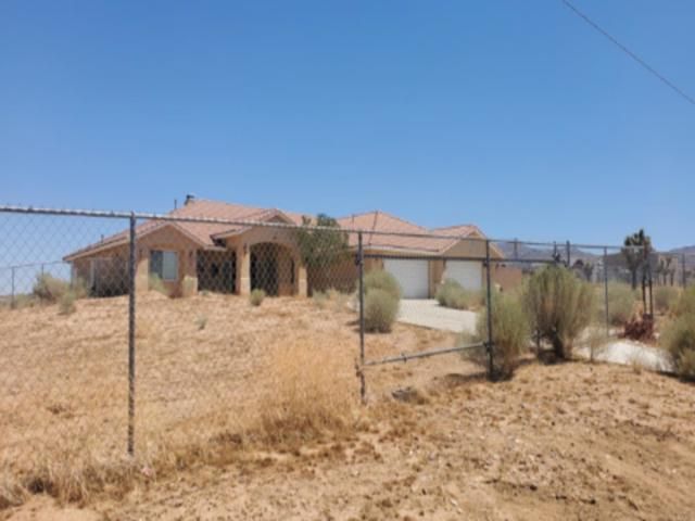 9367 Mustang Av, Apple Valley, CA 92308