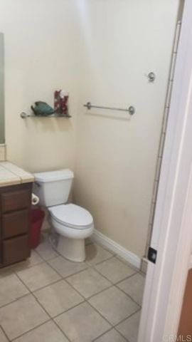 9367 Mustang Av, Apple Valley, CA 92308