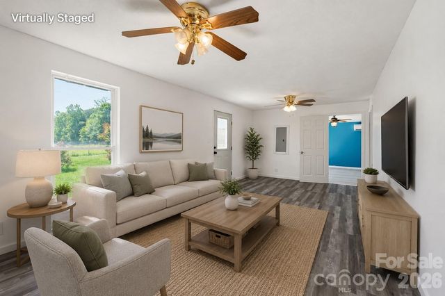 547 Pea Ridge Street, Morganton, NC 28655