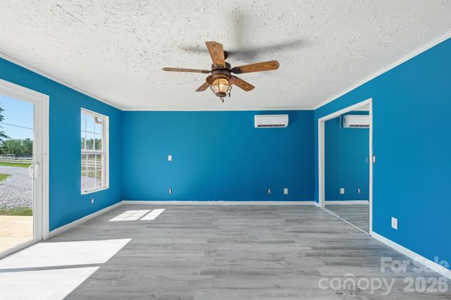 547 Pea Ridge Street, Morganton, NC 28655