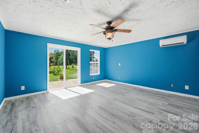 547 Pea Ridge Street, Morganton, NC 28655