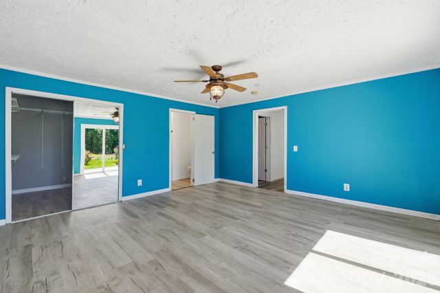 547 Pea Ridge Street, Morganton, NC 28655