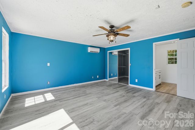547 Pea Ridge Street, Morganton, NC 28655