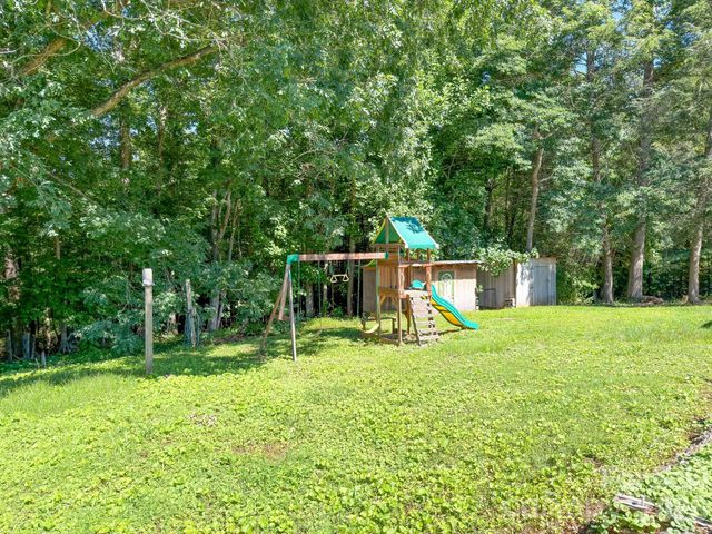 547 Pea Ridge Street, Morganton, NC 28655
