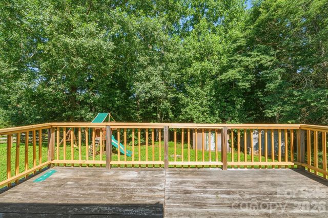 547 Pea Ridge Street, Morganton, NC 28655