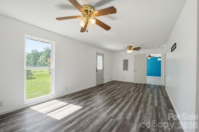 547 Pea Ridge Street, Morganton, NC 28655