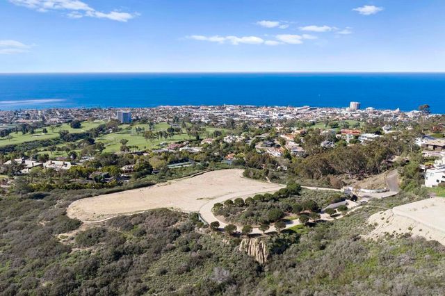 7151 Romero Loop, La Jolla, CA 92037