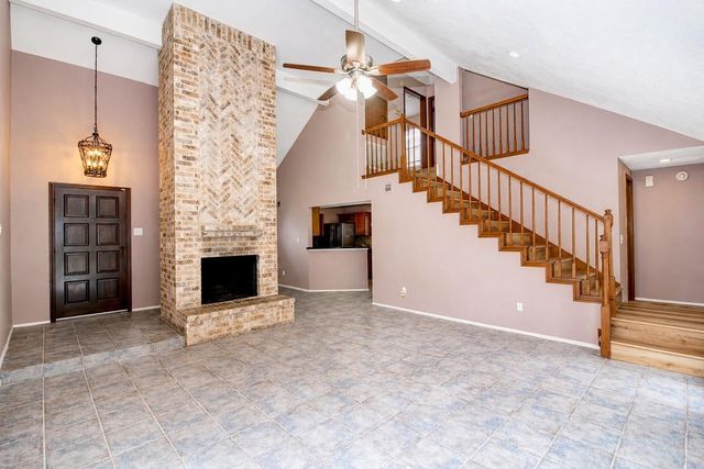 3515 Woodmere Lane, Sugar Land, TX 77478