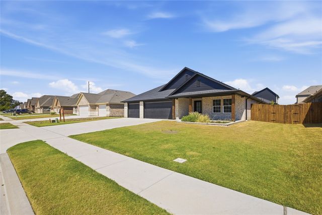 205 Trevor Lane, Greenville, TX 75402