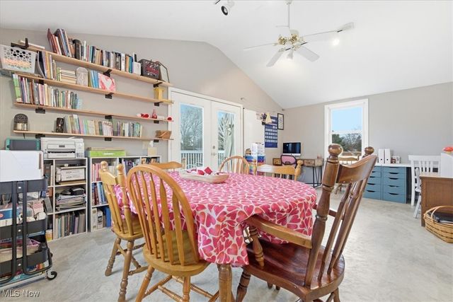 9 Oakbrook Lane, Mineral Wells, WV 26150