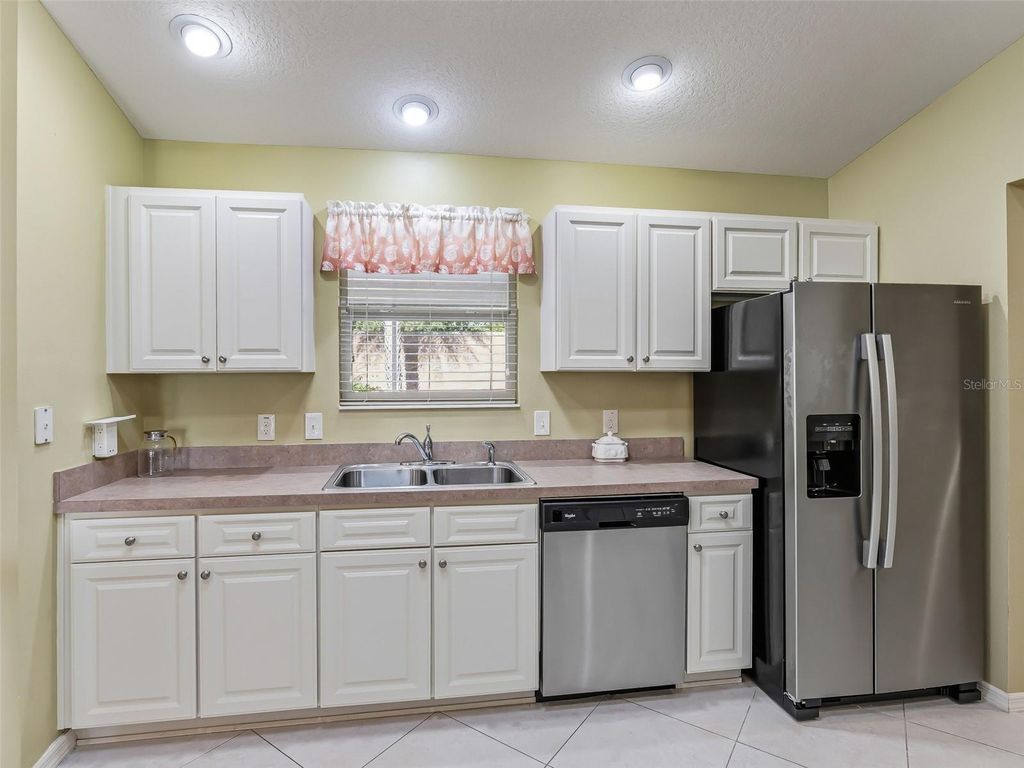 Image 11 of property listing at 3780 INFINITY RUN, The Villages, FL 32163