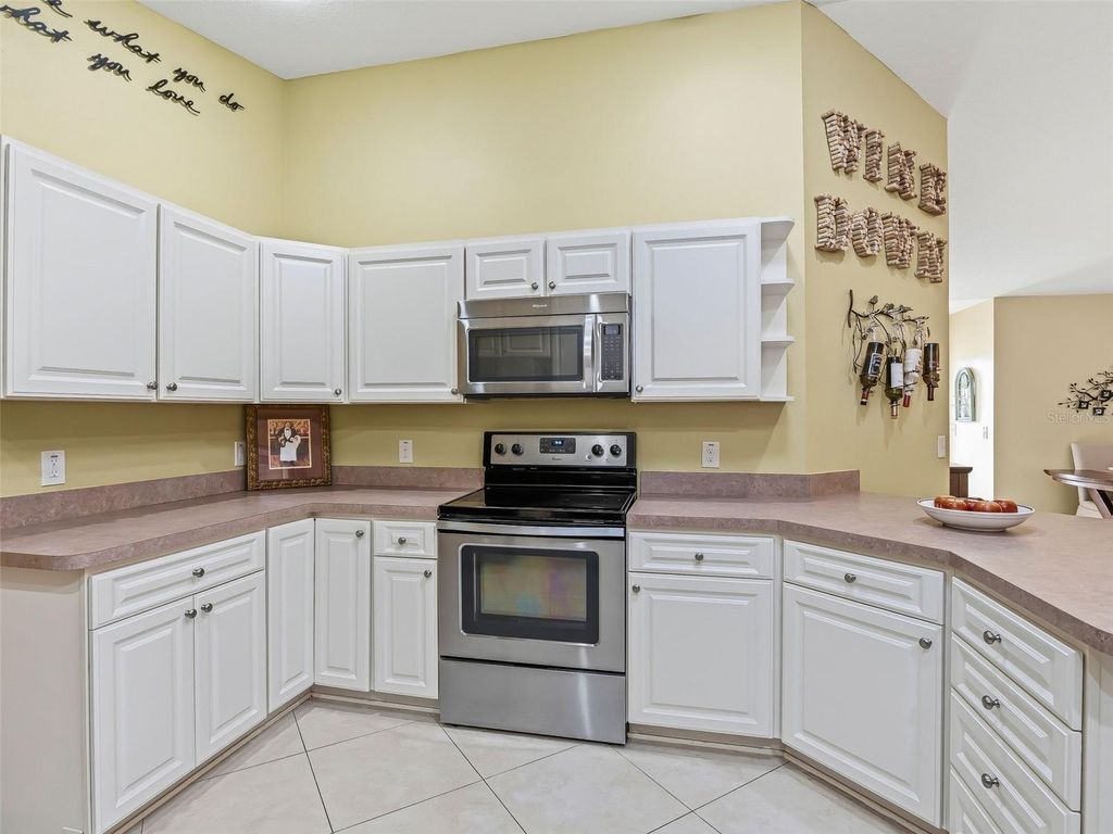 Image 12 of property listing at 3780 INFINITY RUN, The Villages, FL 32163