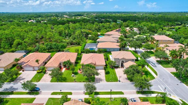 5496 SW Gray Fox Drive, Palm City, FL 34990