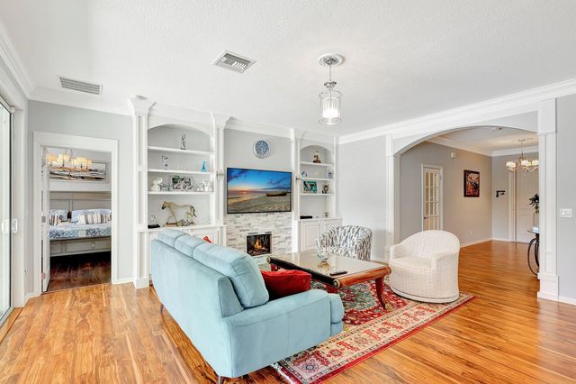 5496 SW Gray Fox Drive, Palm City, FL 34990