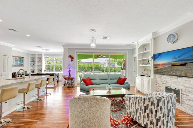 5496 SW Gray Fox Drive, Palm City, FL 34990