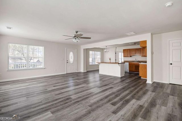 415 Heritage Row, Woodstock, GA 30188