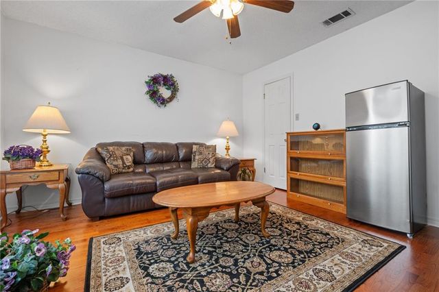 6648 Sugar Creek Drive S, Mobile, AL 36695