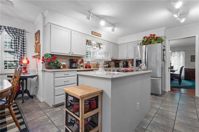 6648 Sugar Creek Drive S, Mobile, AL 36695