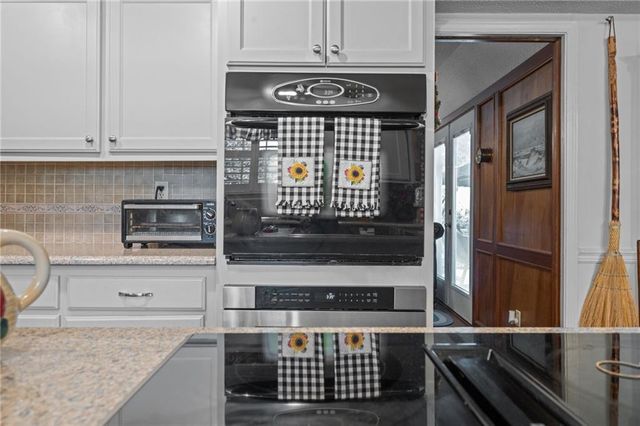 6648 Sugar Creek Drive S, Mobile, AL 36695