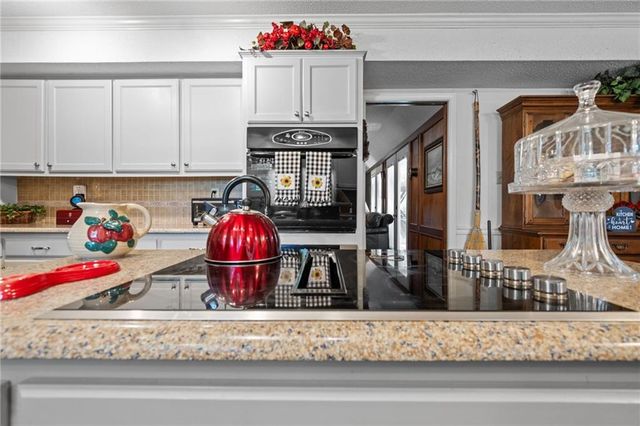 6648 Sugar Creek Drive S, Mobile, AL 36695