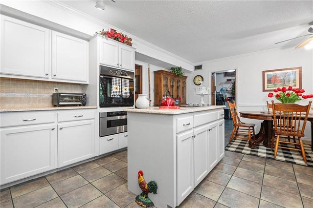 6648 Sugar Creek Drive S, Mobile, AL 36695