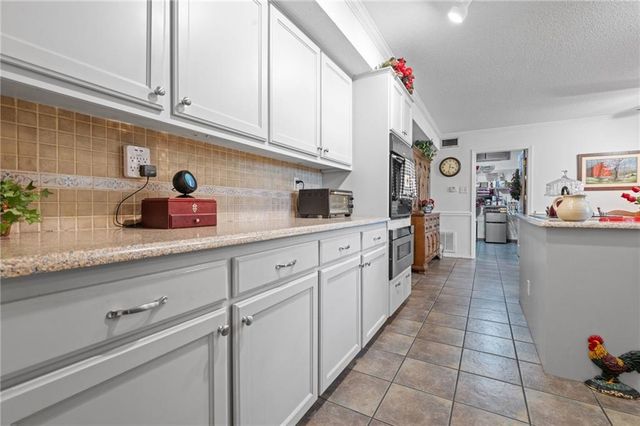 6648 Sugar Creek Drive S, Mobile, AL 36695