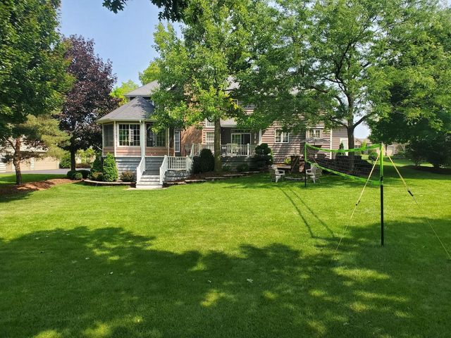 3621 Bunker Hill Drive, Algonquin, IL 60102