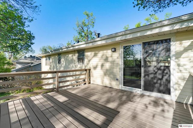 4116 N 101st Street, Omaha, NE 68134