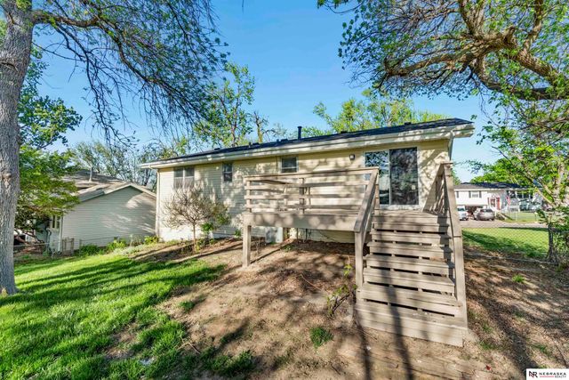 4116 N 101st Street, Omaha, NE 68134