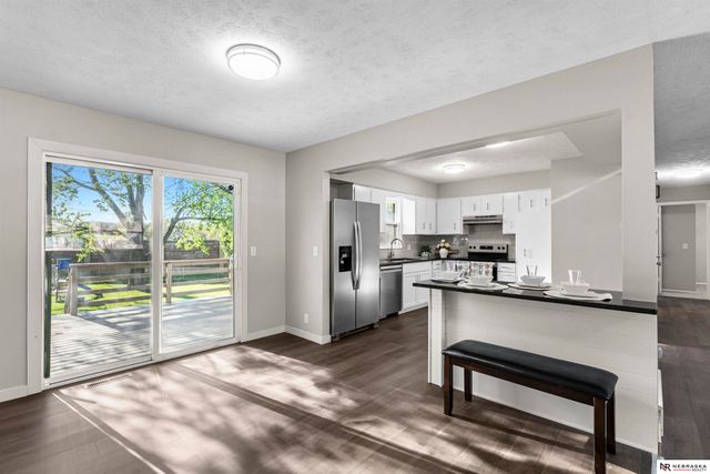 4116 N 101st Street, Omaha, NE 68134