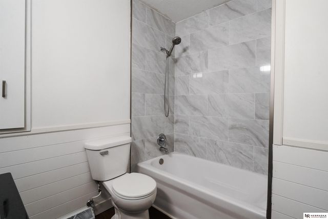 4116 N 101st Street, Omaha, NE 68134