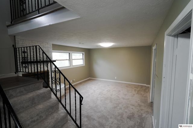 4116 N 101st Street, Omaha, NE 68134